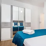 Oli Apartment