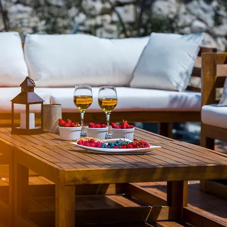 Oli Brodarica (Sibenik-Knin)