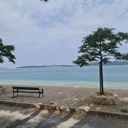 Oli Brodarica (Sibenik-Knin)