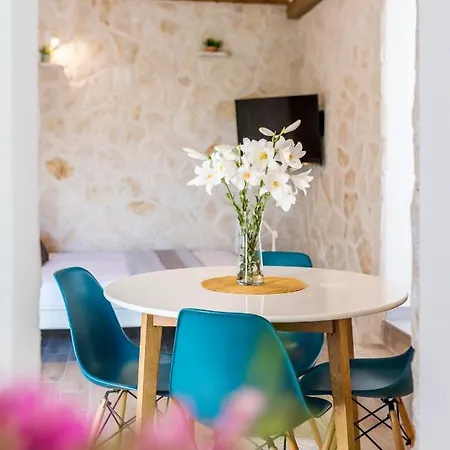 Oli Apartment *