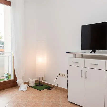 Oli Apartament *