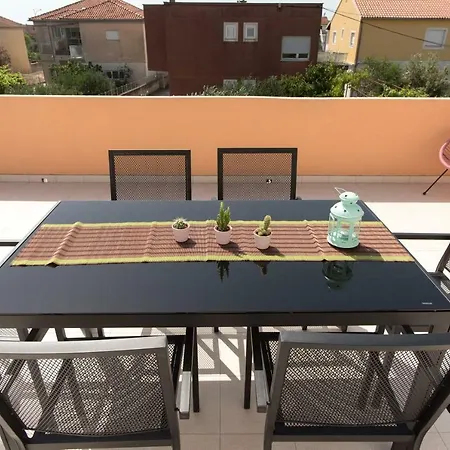 Apartment Oli *