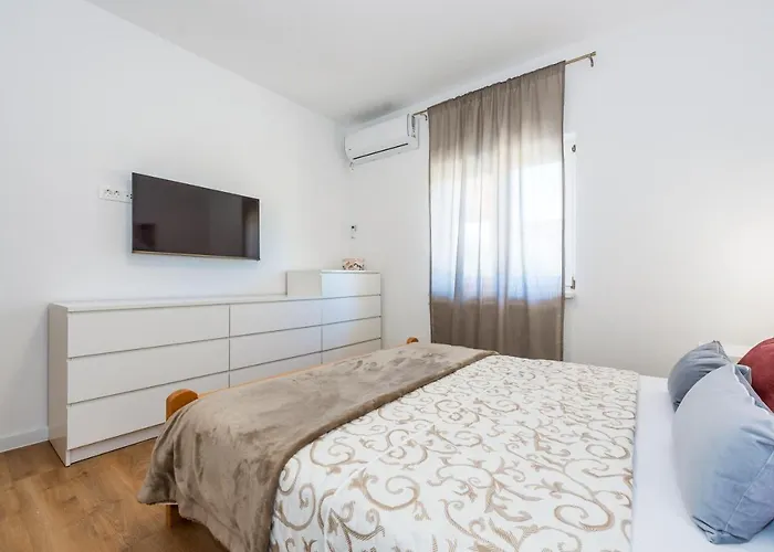 Appartement Oli Brodarica (Sibenik-Knin)